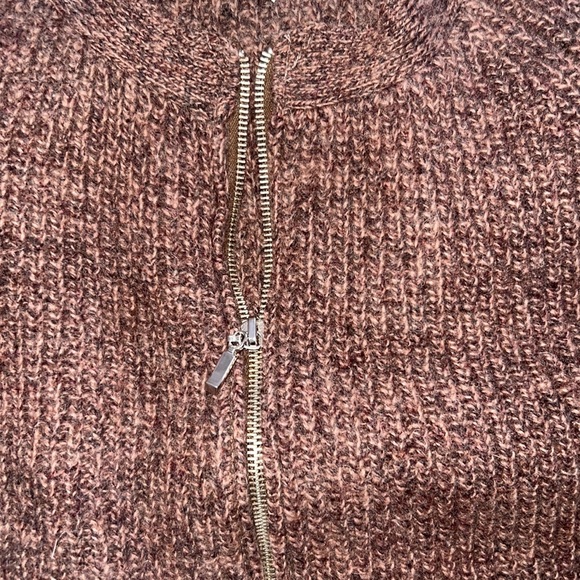 New with tags vintage sweater/cardigan with zipper, brown color, size Large - Picture 5 of 11